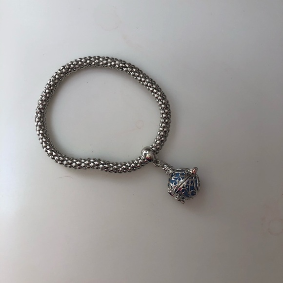 OPTIONS Antique Silver Stone Aromatherapy Pendant Essential Oil Diffuse Jewelry - Picture 9 of 9